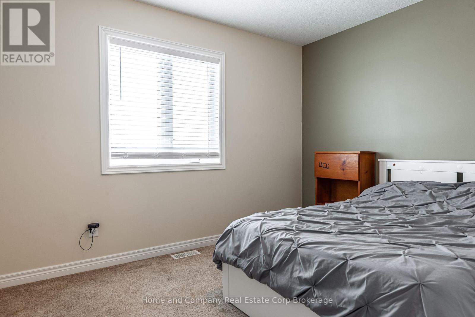 13 Brown Street, Stratford, Ontario  N5A 0B8 - Photo 24 - X12218563