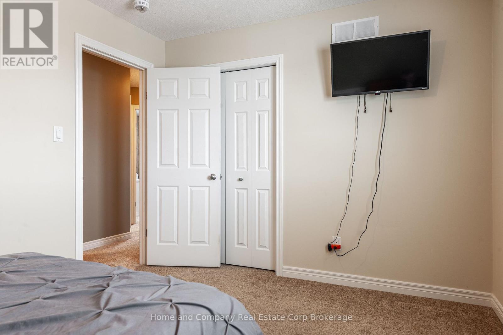 13 Brown Street, Stratford, Ontario  N5A 0B8 - Photo 25 - X12218563