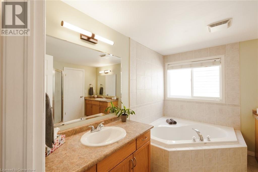 76 Gees Way, Cambridge, Ontario  N3C 4M5 - Photo 39 - 40740250