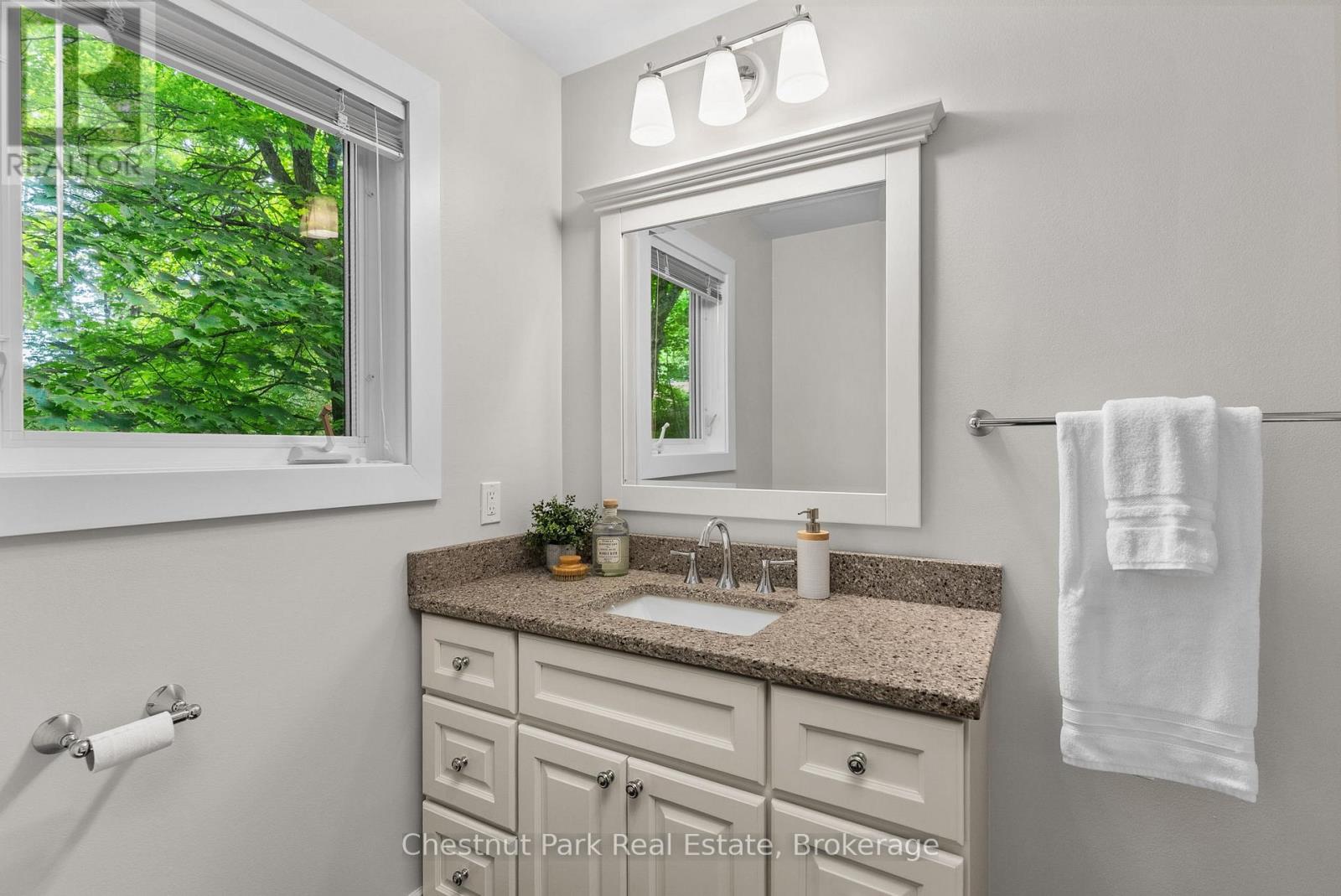 245 Summit Drive, Huntsville, Ontario  P1H 1Y9 - Photo 21 - X12218614