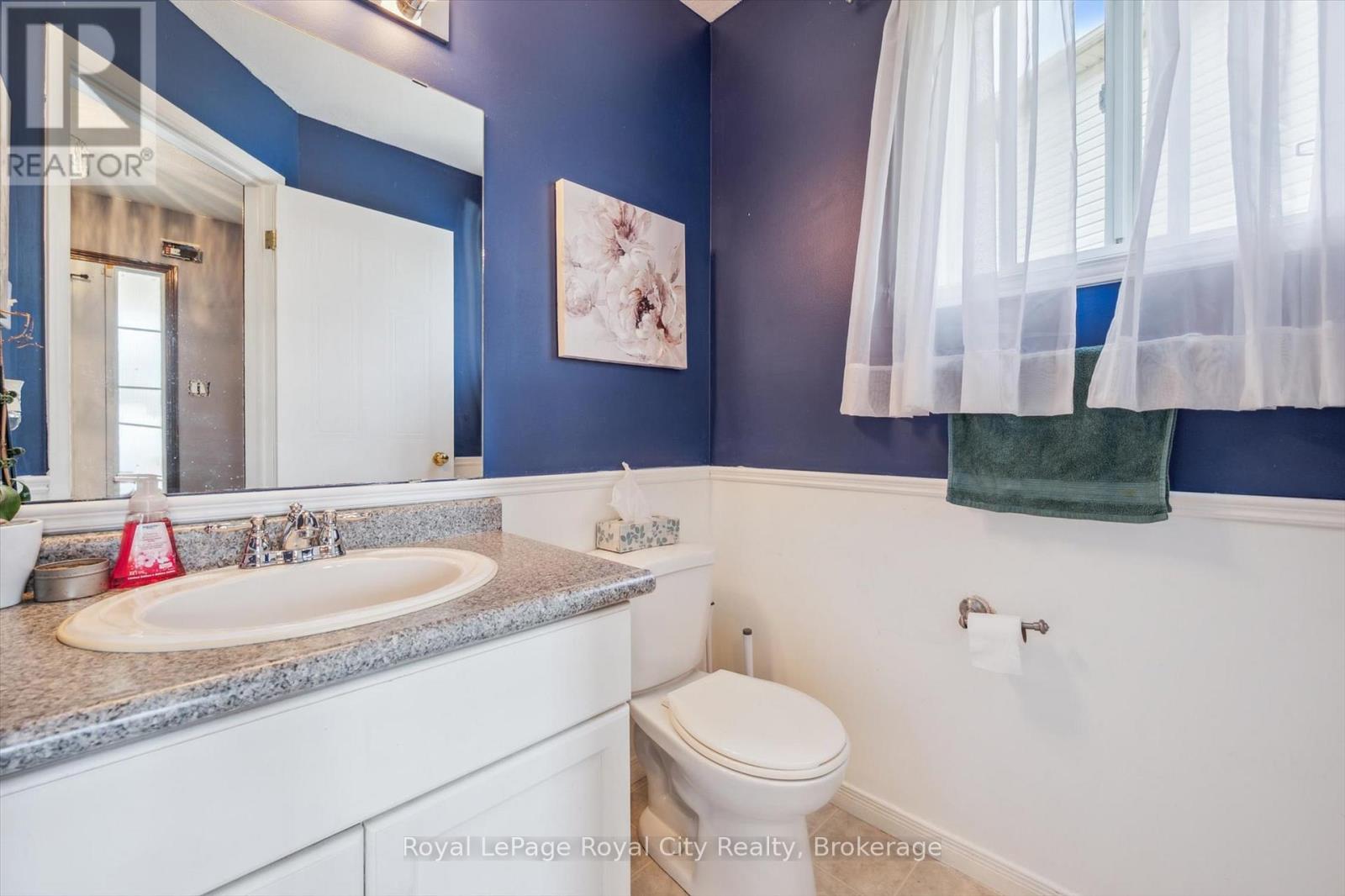 86 Swift Crescent, Guelph, Ontario  N1E 7J1 - Photo 16 - X12218778
