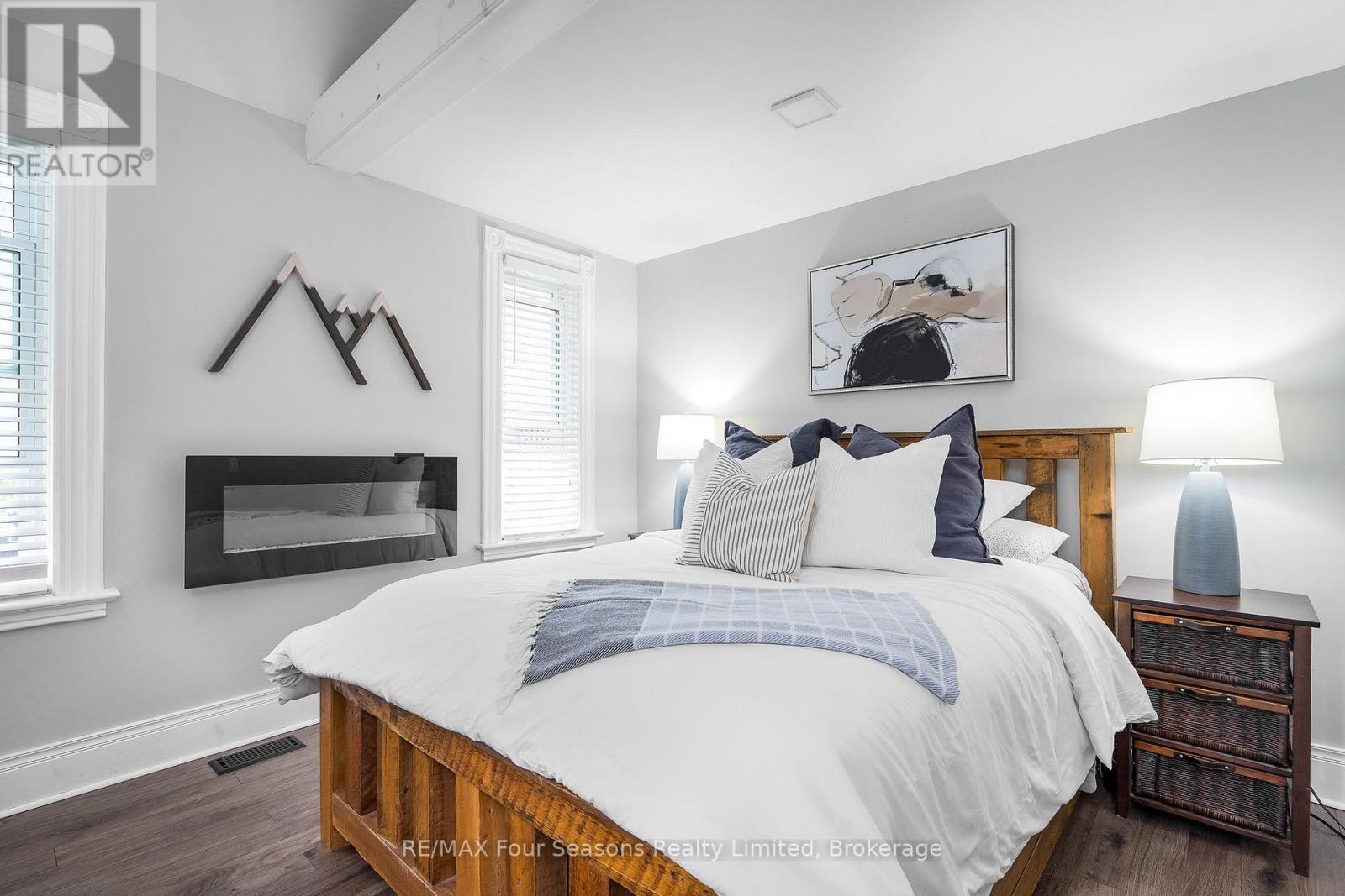 43 Cedar Street, Collingwood, Ontario  L9Y 3A4 - Photo 13 - S12218826