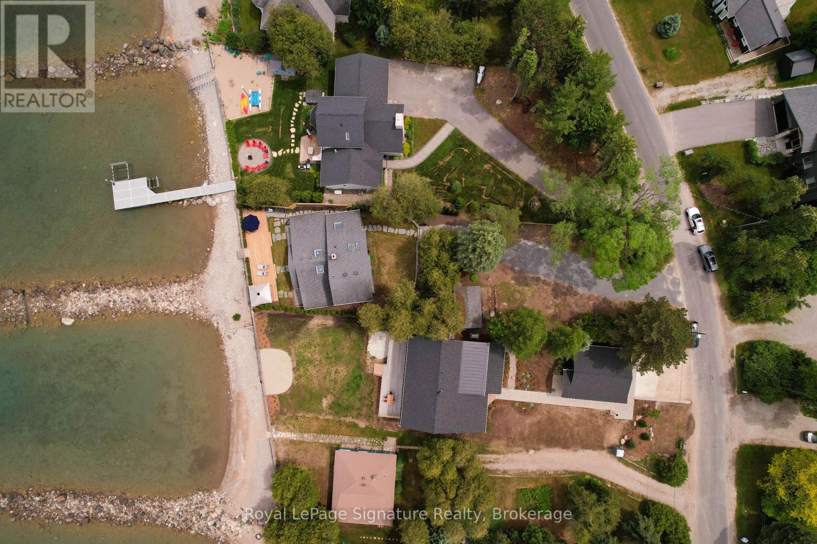 137 Bayview Avenue, Blue Mountains, Ontario  N0H 1J0 - Photo 32 - X12218975