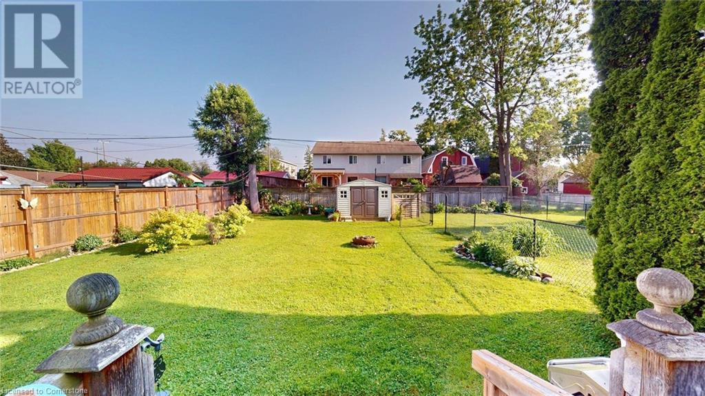 175 Perth Street, Stratford, Ontario  N5A 3Y3 - Photo 3 - 40740889