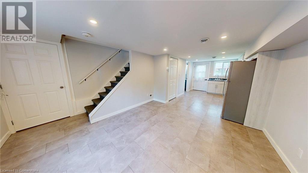 175 Perth Street, Stratford, Ontario  N5A 3Y3 - Photo 9 - 40740889