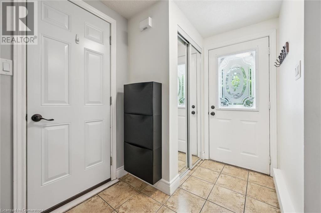 648 Hillview Road, Cambridge, Ontario  N3H 5H3 - Photo 5 - 40740425