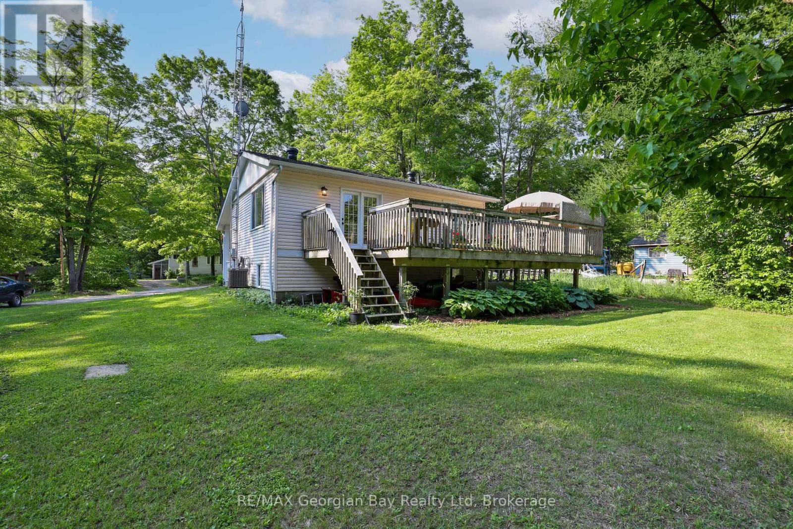 8 Robin Court, Tiny, Ontario  L9M 0B9 - Photo 30 - S12219154