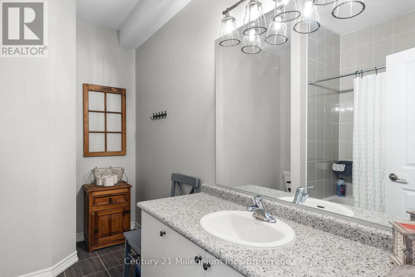 14 Drysdale Drive, Springwater, Ontario  L0L 1P0 - Photo 24 - S12219259