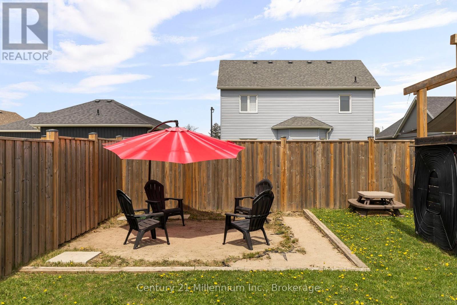 14 Drysdale Drive, Springwater, Ontario  L0L 1P0 - Photo 37 - S12219259