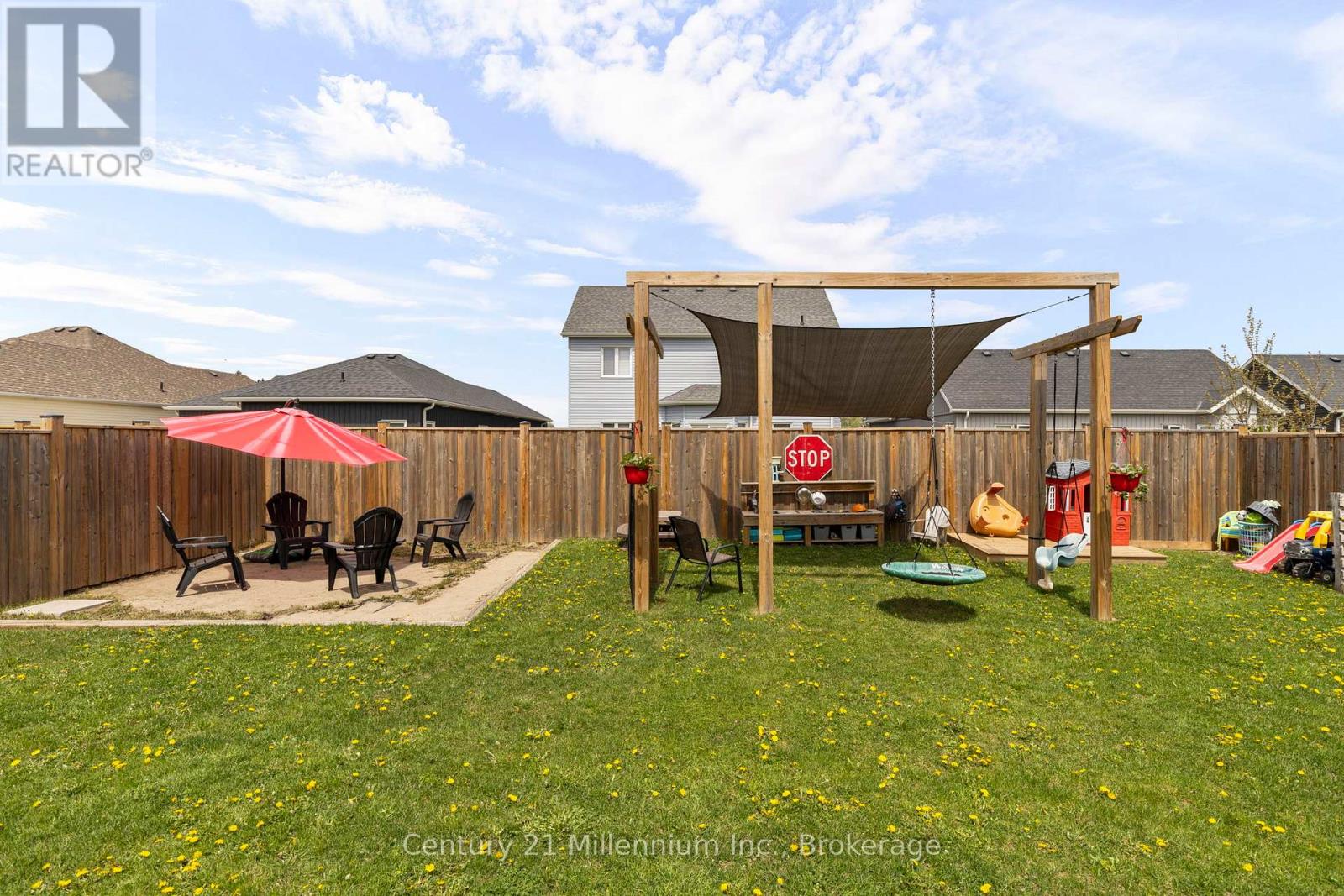 14 Drysdale Drive, Springwater, Ontario  L0L 1P0 - Photo 40 - S12219259