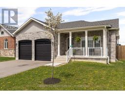 14 DRYSDALE DRIVE, Springwater, Ontario