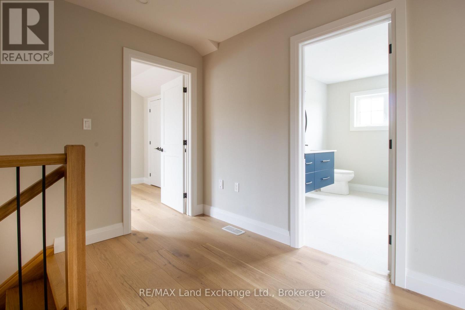 27 Marshall Place, Saugeen Shores, Ontario  N0H 2L0 - Photo 15 - X12219205