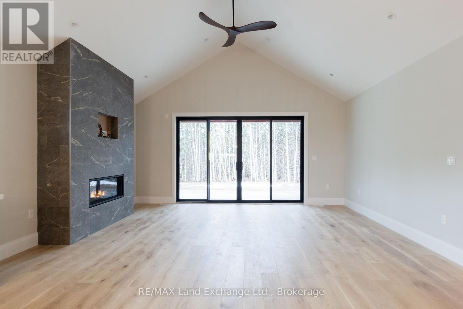 17 Lakeforest Drive, Saugeen Shores, Ontario  N0H 2L0 - Photo 18 - X12219210