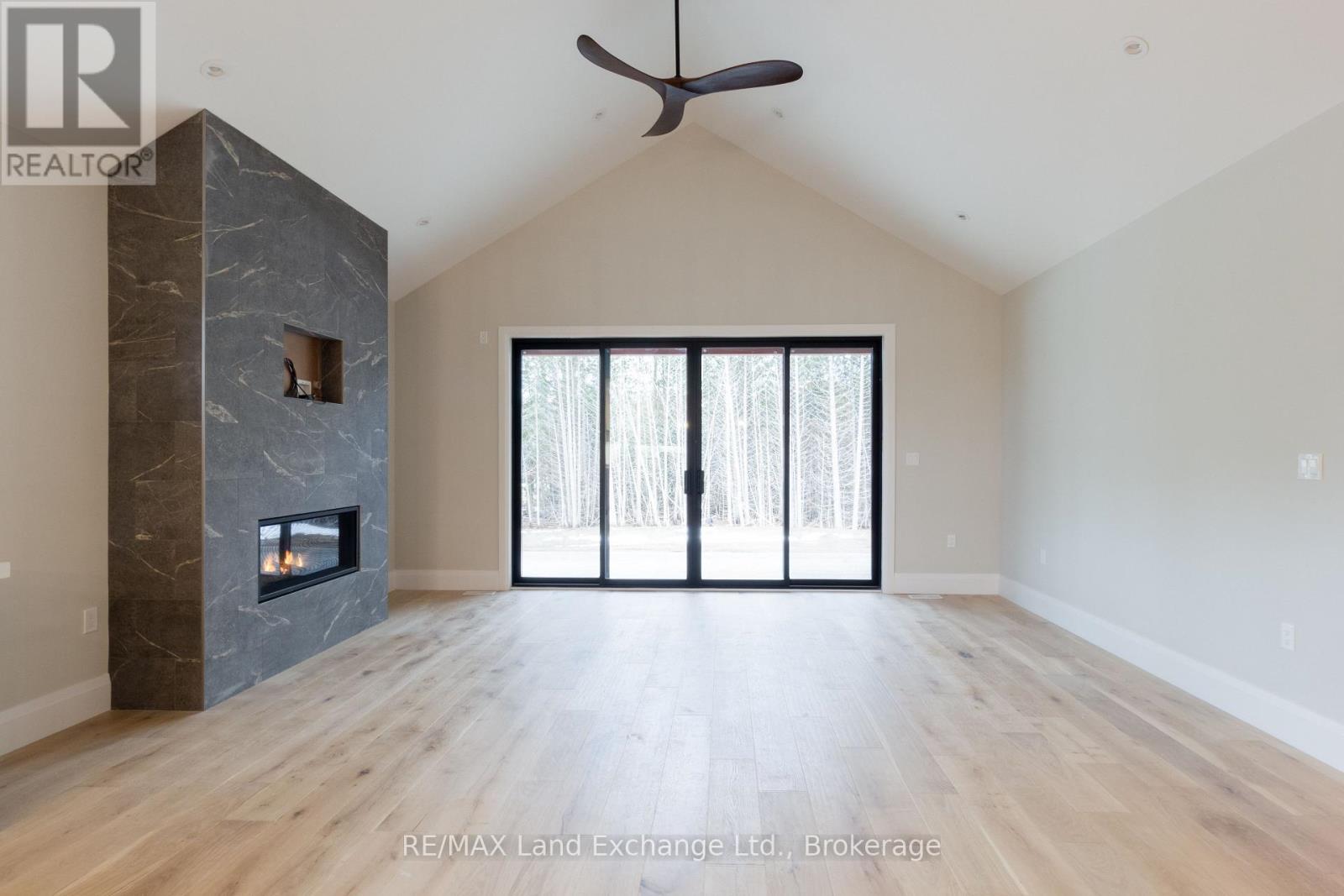 25 Lakeforest Drive, Saugeen Shores, Ontario  N0H 2L0 - Photo 14 - X12219216