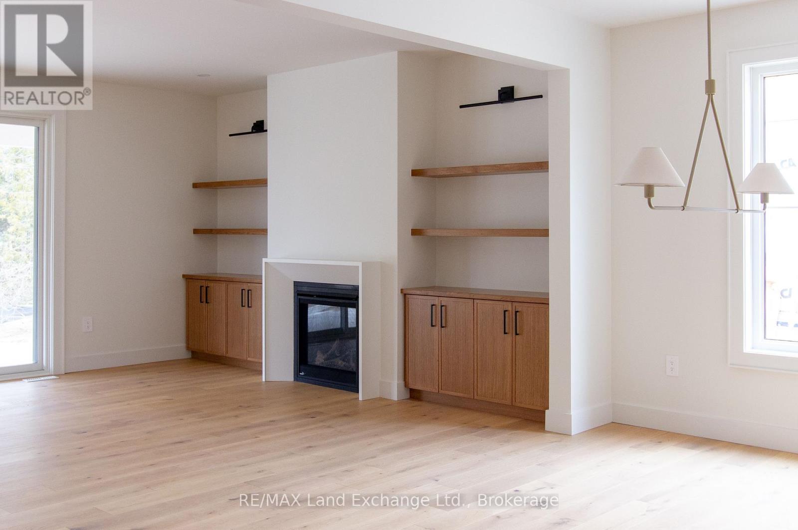 25 Lakeforest Drive, Saugeen Shores, Ontario  N0H 2L0 - Photo 16 - X12219216