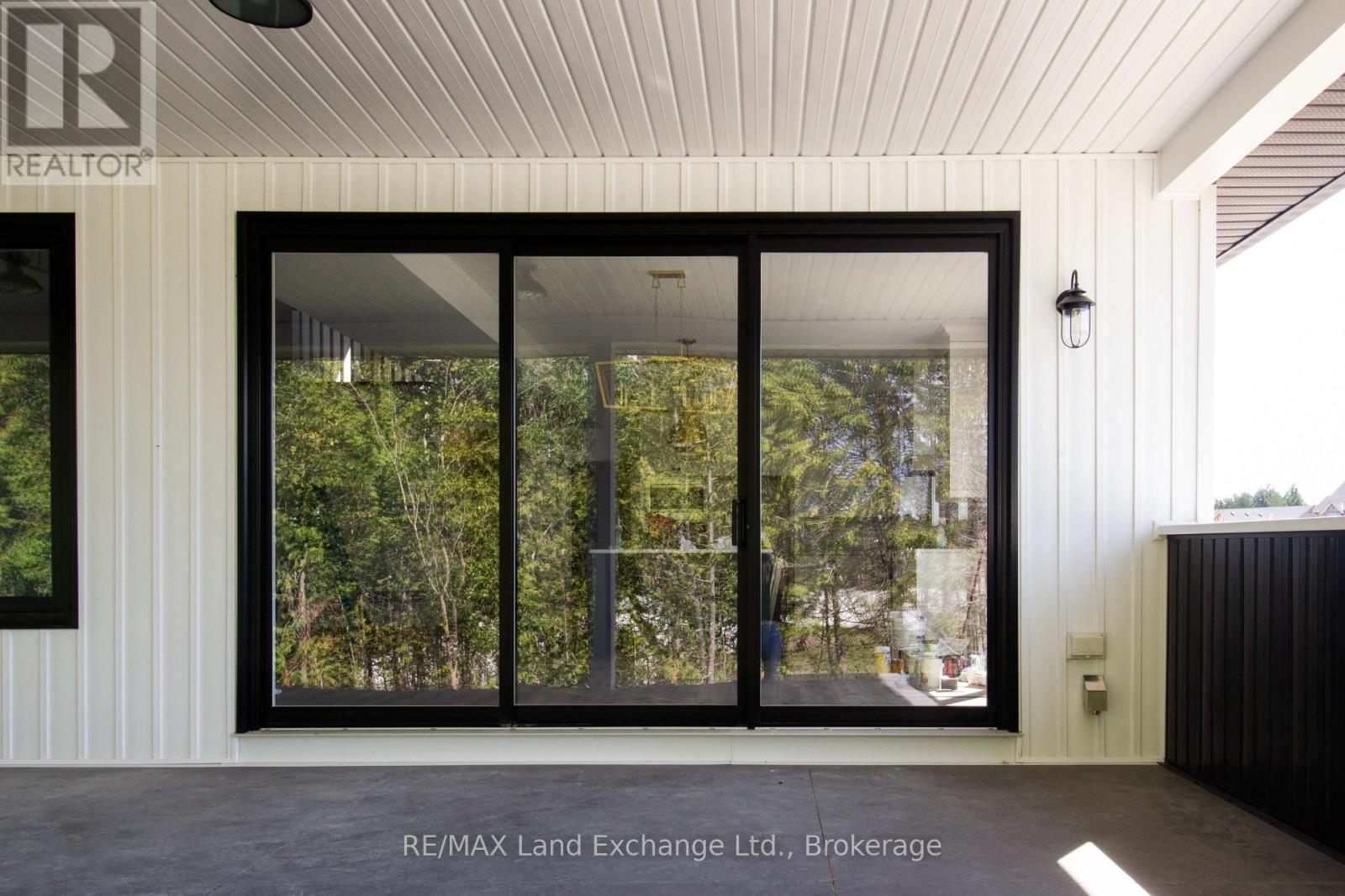 25 Lakeforest Drive, Saugeen Shores, Ontario  N0H 2L0 - Photo 29 - X12219216