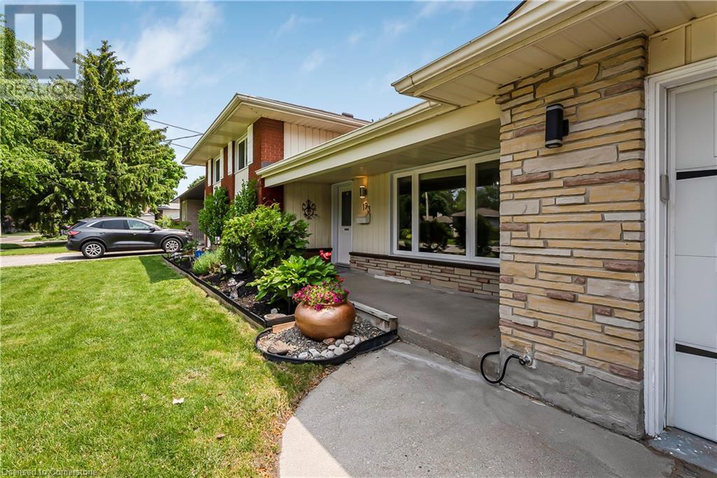 193 Carson Drive, Kitchener, Ontario  N2B 2Z3 - Photo 7 - 40739735