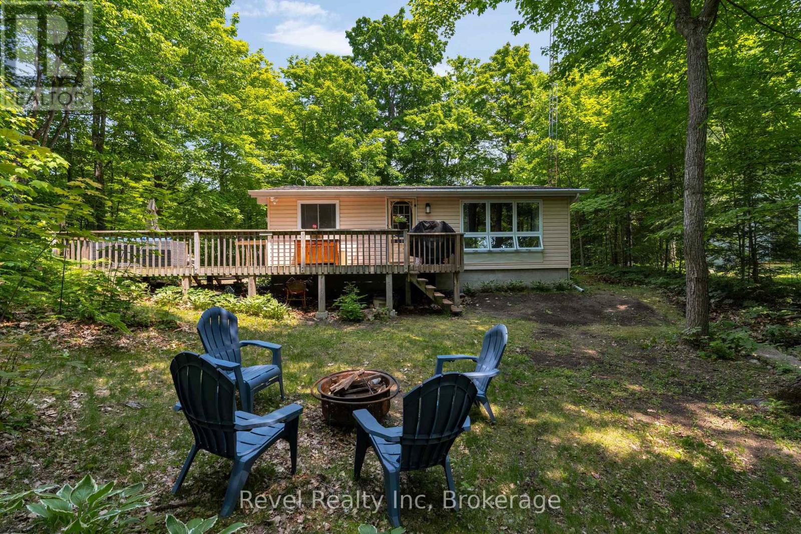 1204 Tiny Beaches Road N, Tiny, Ontario  L9M 0H7 - Photo 22 - S12219441
