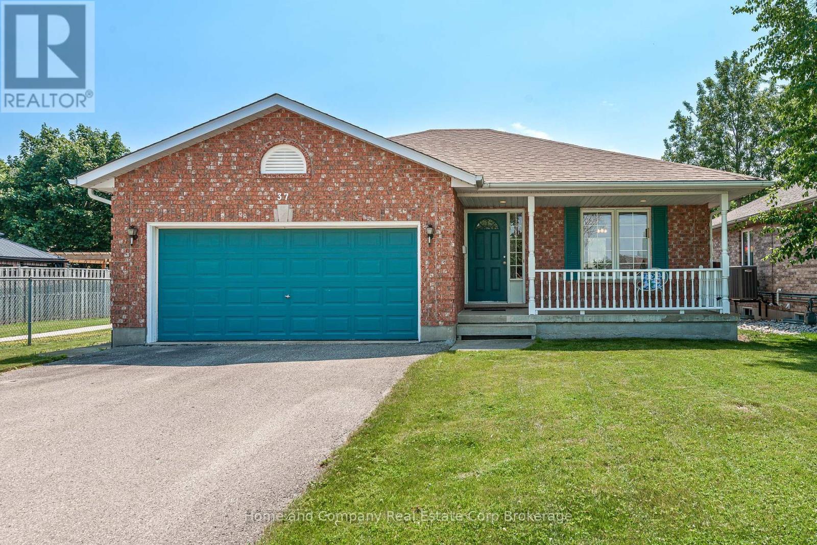 37 Dingman Place, Stratford, Ontario  N4Z 1J1 - Photo 1 - X12219413