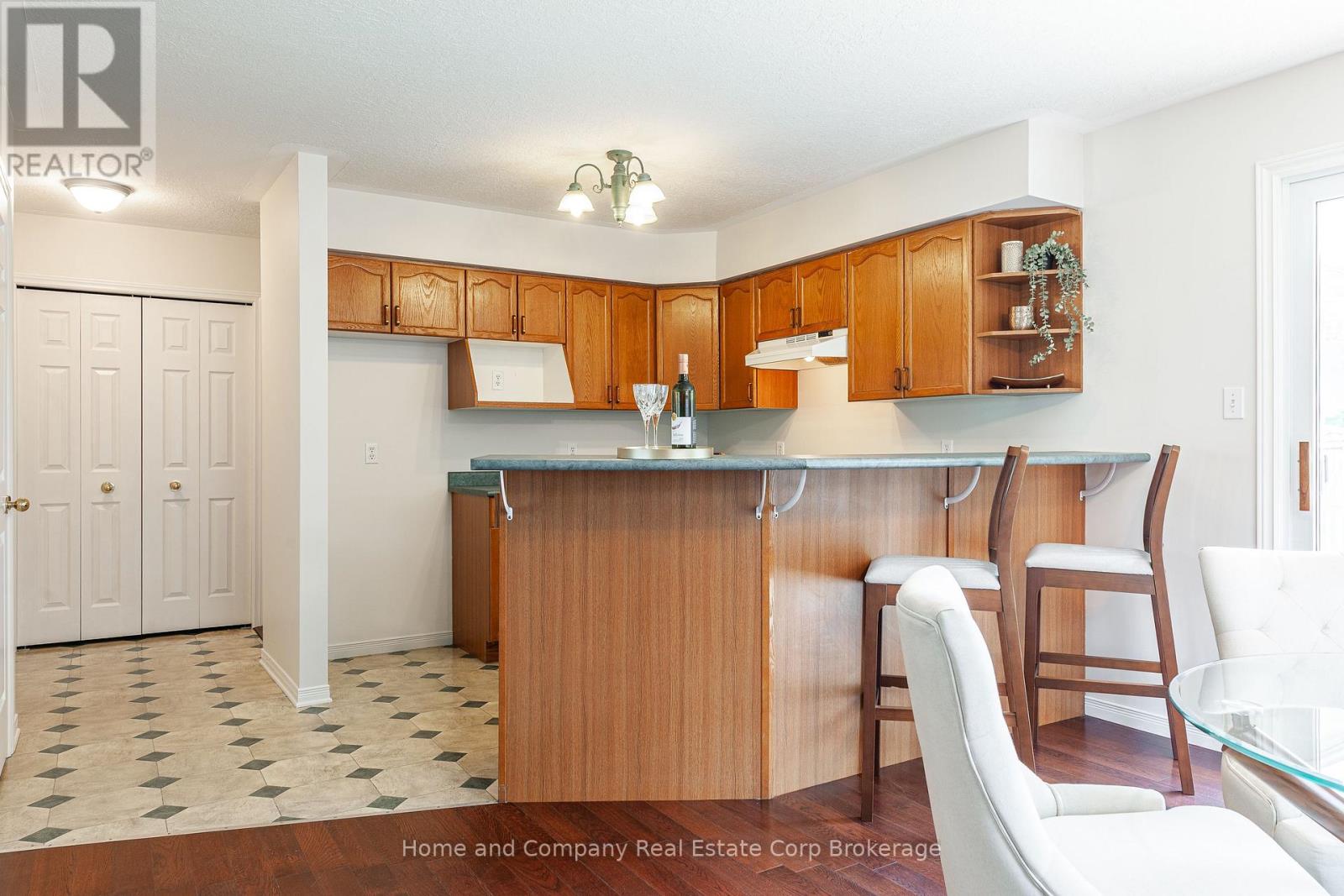37 Dingman Place, Stratford, Ontario  N4Z 1J1 - Photo 10 - X12219413