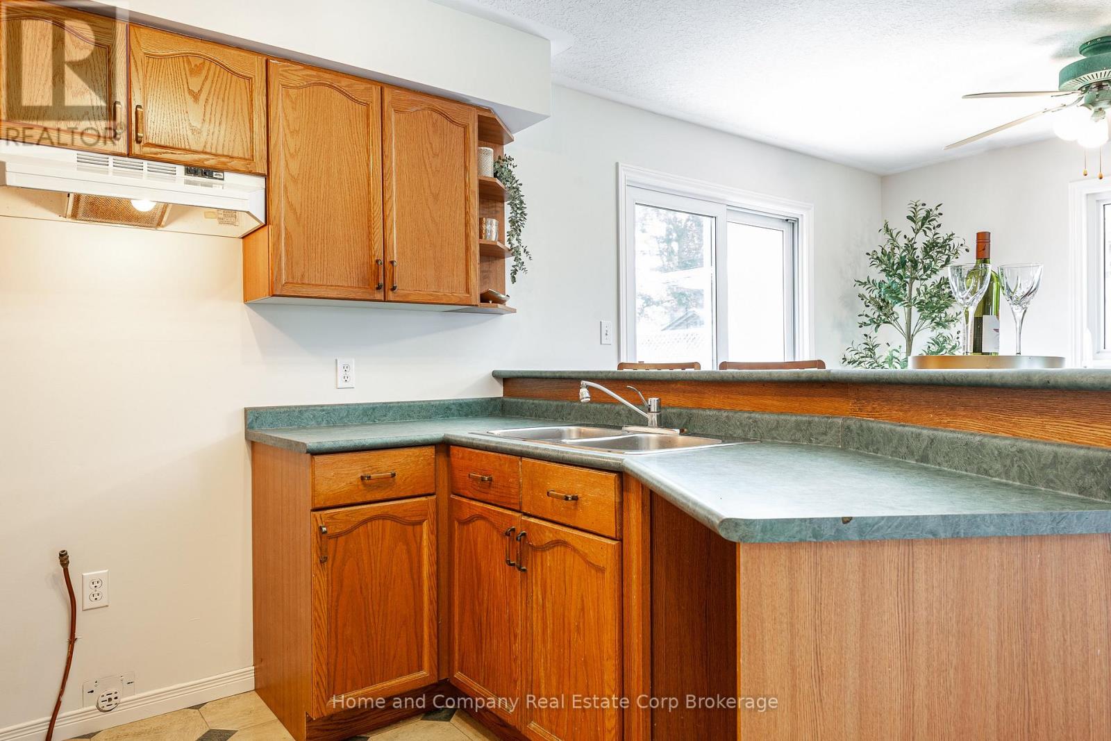 37 Dingman Place, Stratford, Ontario  N4Z 1J1 - Photo 15 - X12219413