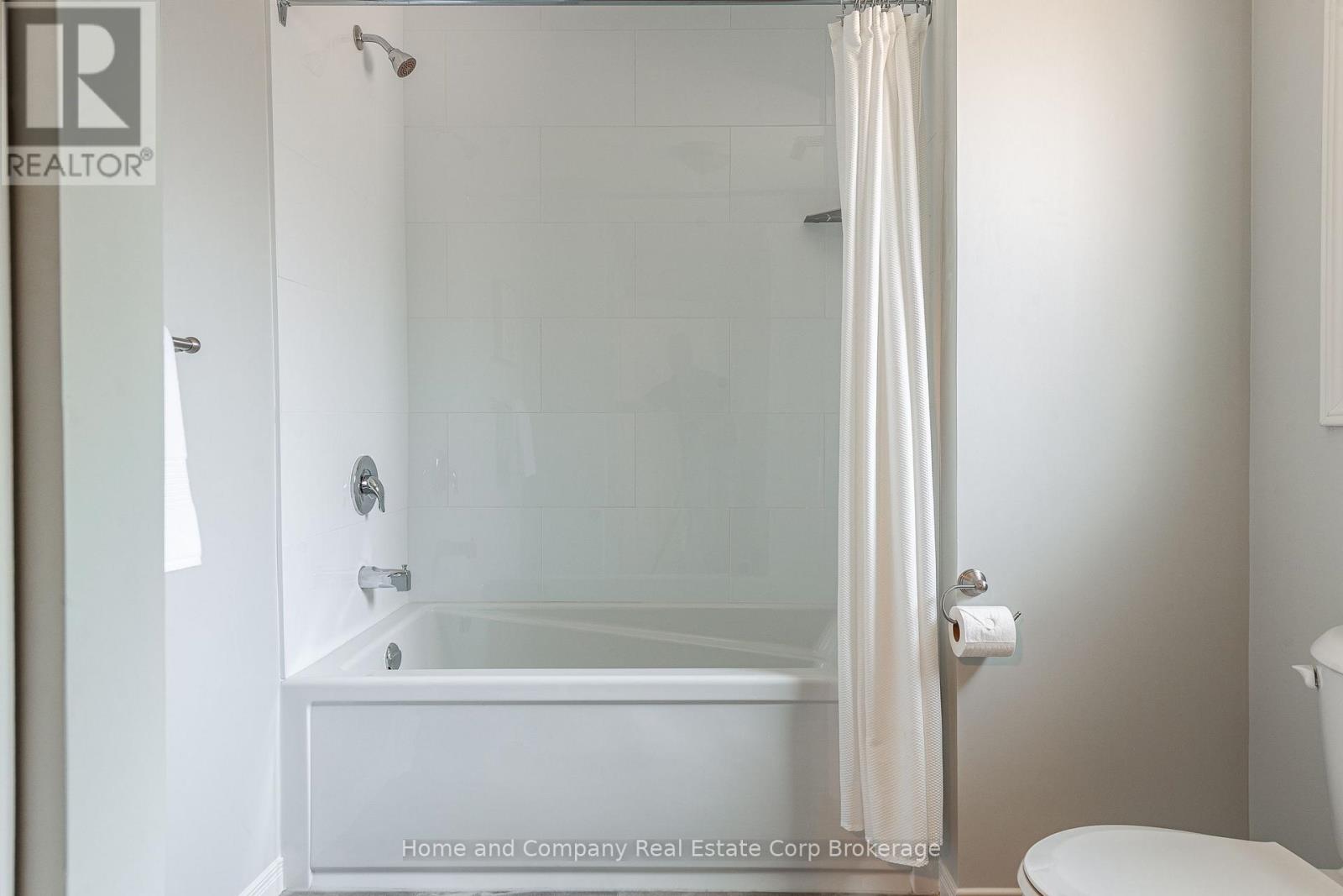 37 Dingman Place, Stratford, Ontario  N4Z 1J1 - Photo 20 - X12219413