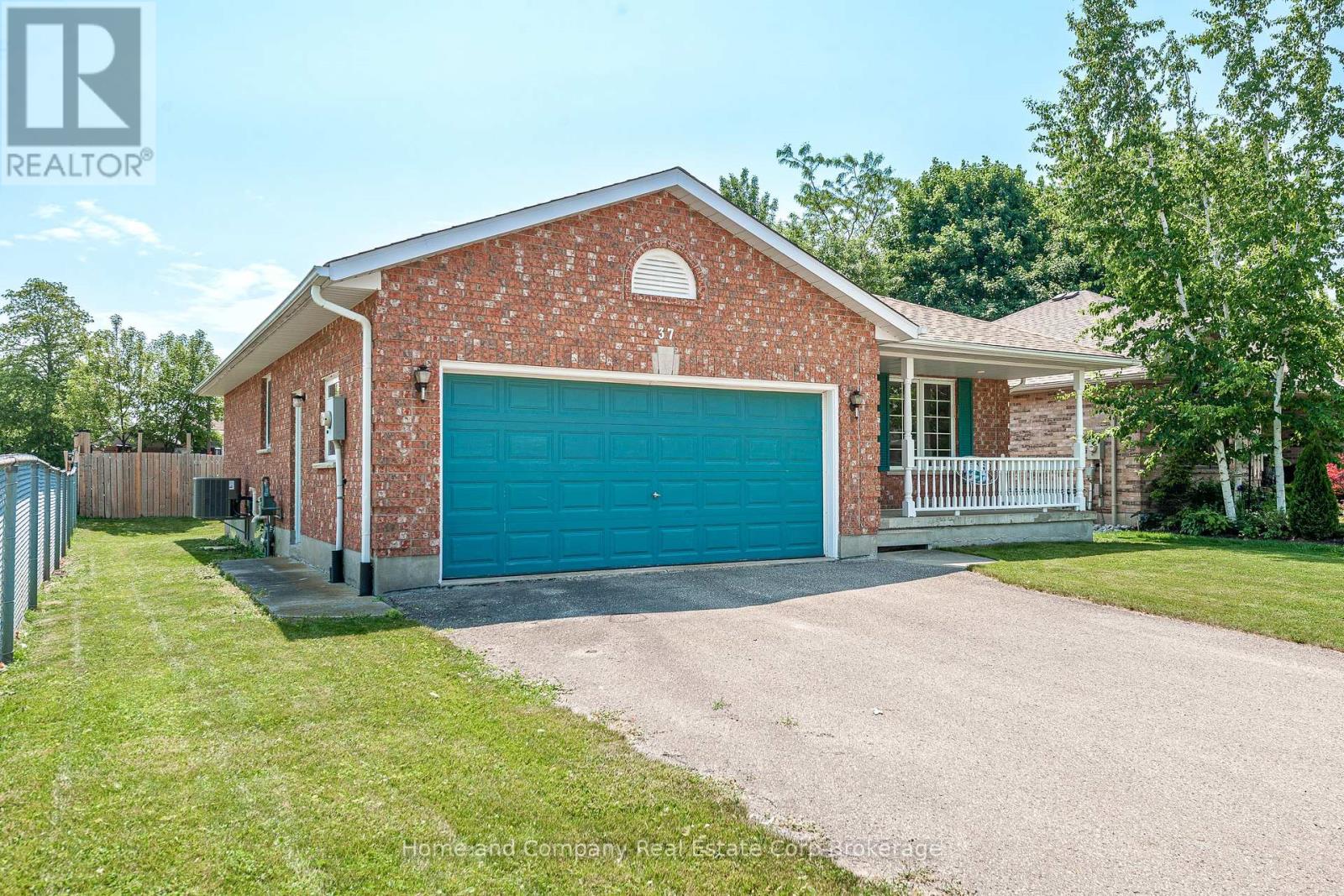 37 Dingman Place, Stratford, Ontario  N4Z 1J1 - Photo 34 - X12219413