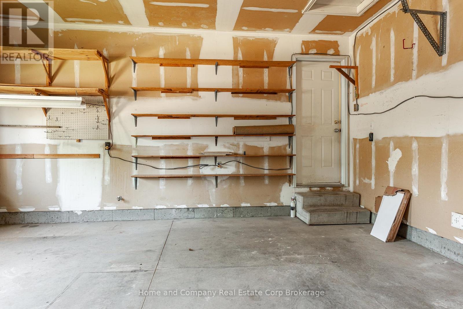 37 Dingman Place, Stratford, Ontario  N4Z 1J1 - Photo 42 - X12219413