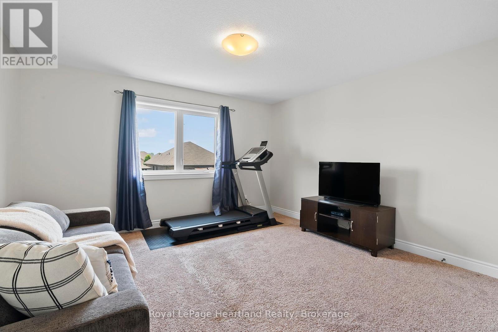 97 Forbes Crescent, North Perth, Ontario  N4W 0B4 - Photo 32 - X12219523