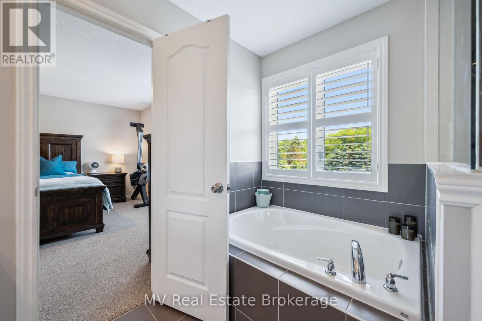 118 Ryan Street, Centre Wellington, Ontario  N1M 0E4 - Photo 34 - X12219577