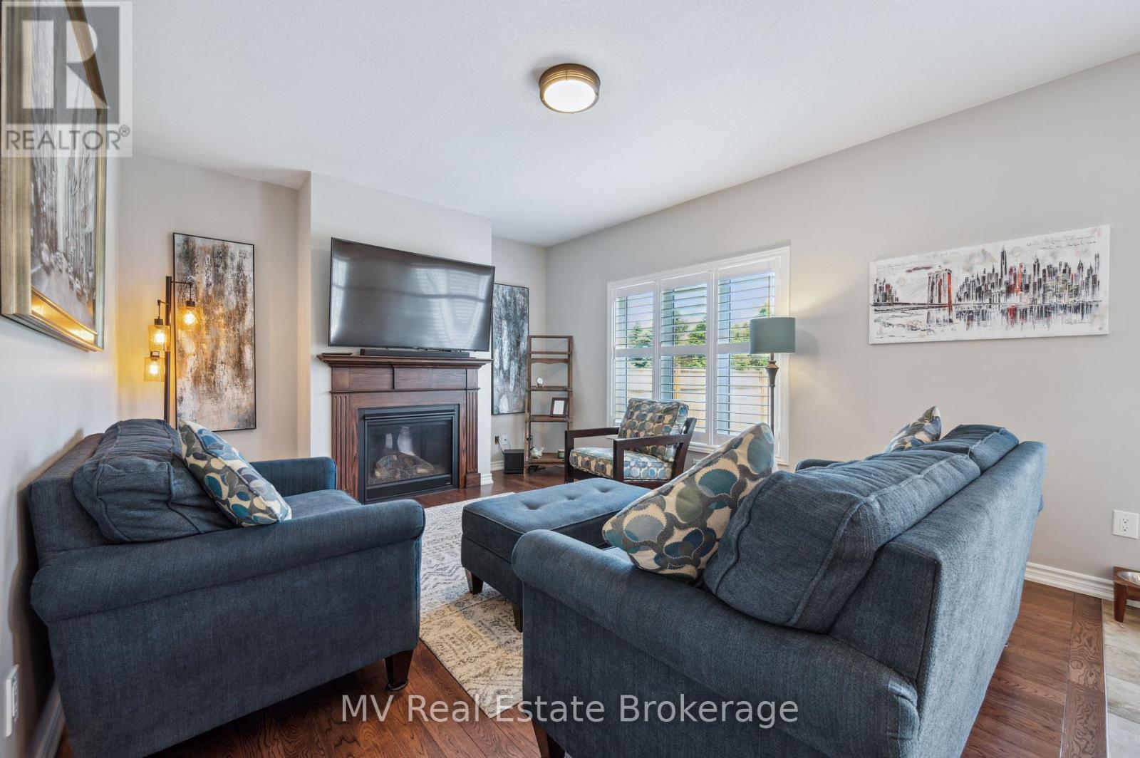 118 Ryan Street, Centre Wellington, Ontario  N1M 0E4 - Photo 9 - X12219577