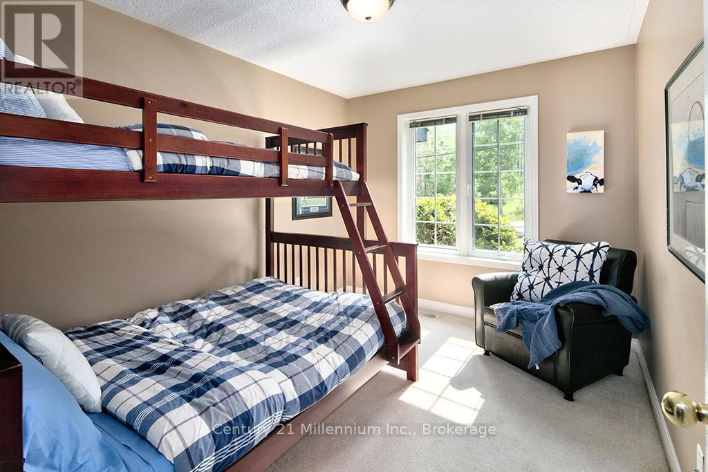111 Patricia Drive, Blue Mountains, Ontario  L9Y 0P1 - Photo 23 - X12219636