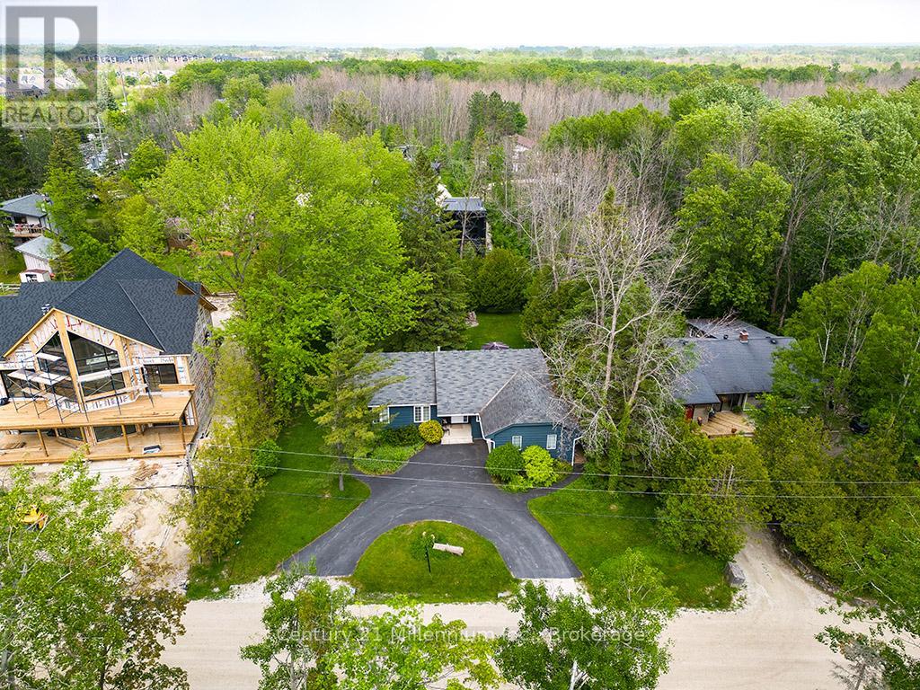 111 Patricia Drive, Blue Mountains, Ontario  L9Y 0P1 - Photo 5 - X12219636