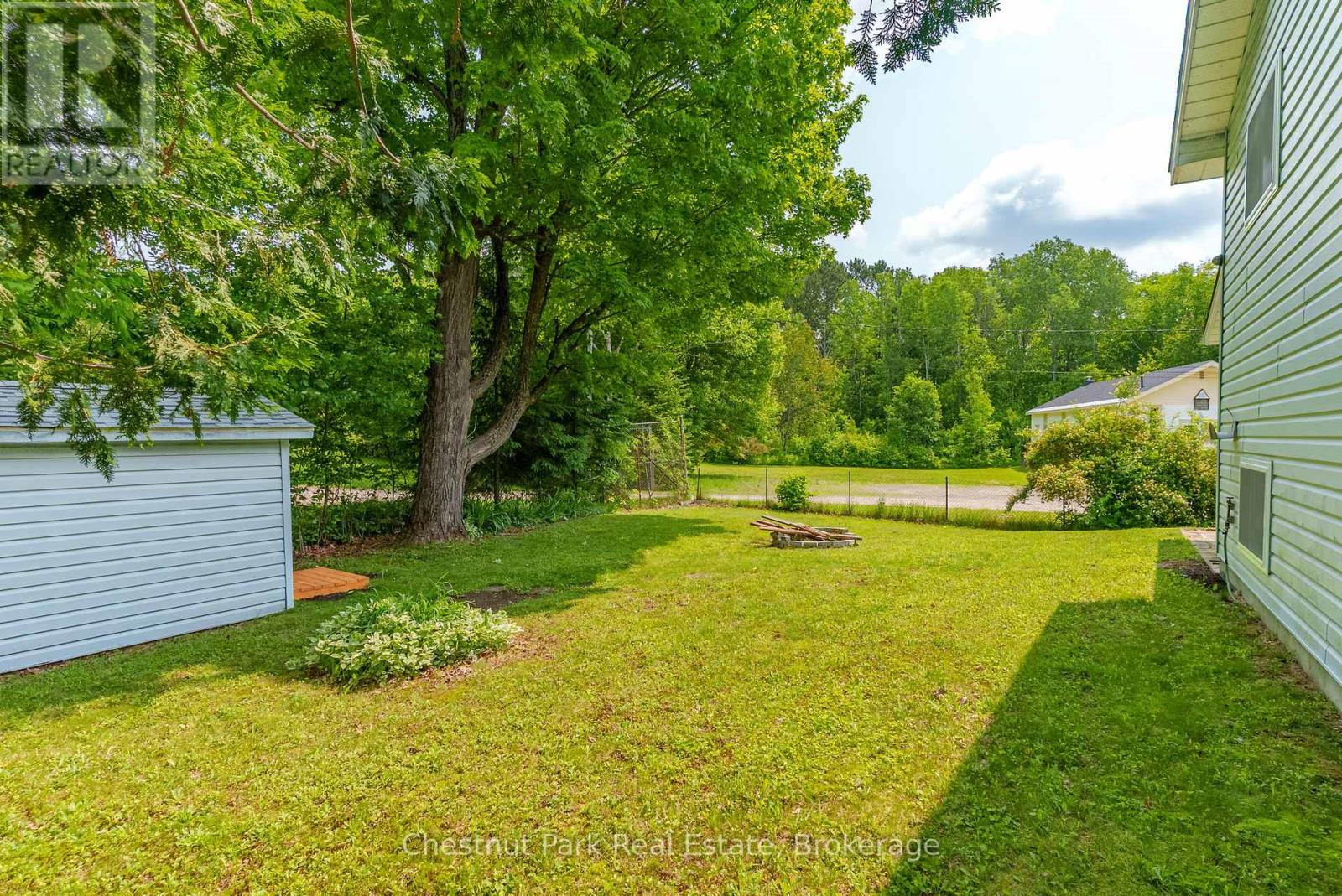 20 Hilltop Drive, Huntsville, Ontario  P1H 1C5 - Photo 39 - X12219671