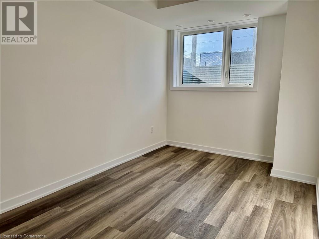 40 Palace Street Unit# L24, Kitchener, Ontario  N2E 0L2 - Photo 6 - 40741191