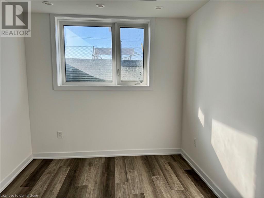 40 Palace Street Unit# L24, Kitchener, Ontario  N2E 0L2 - Photo 9 - 40741191