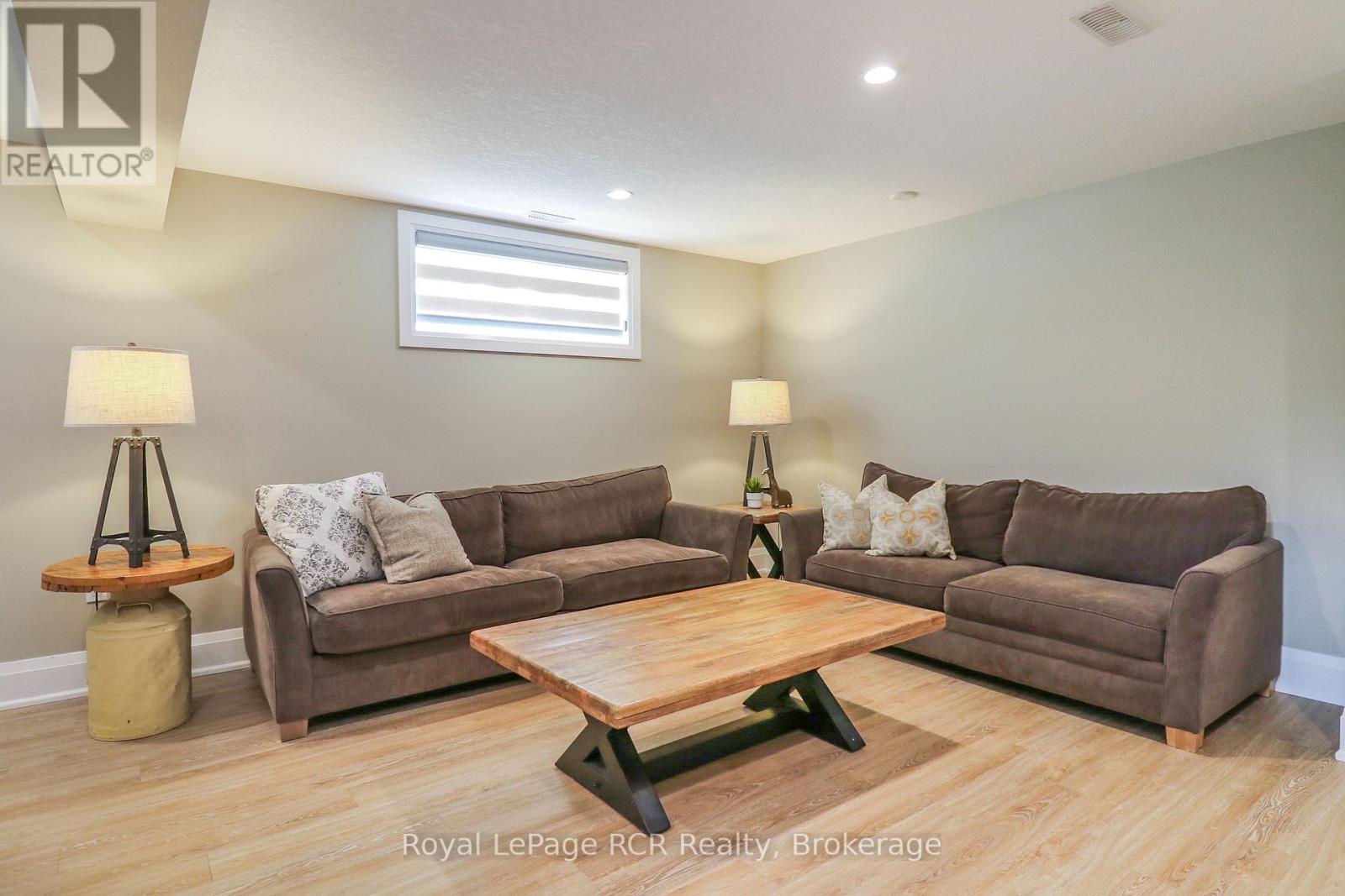 7 Portland Street, Collingwood, Ontario  L9Y 2L3 - Photo 33 - S12219943