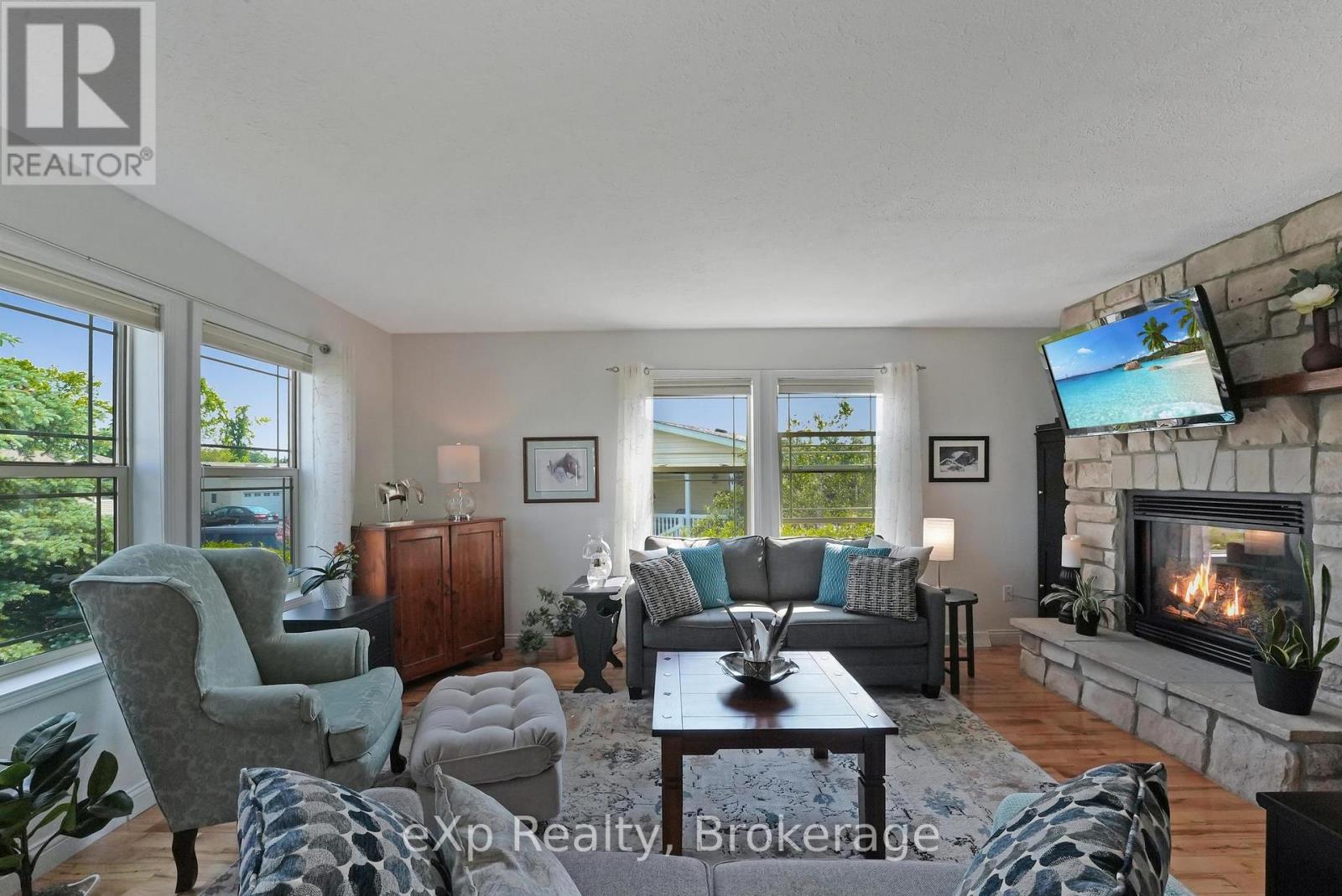 53 Creekside Circle, Kawartha Lakes, Ontario  K0M 1L0 - Photo 13 - X12219898