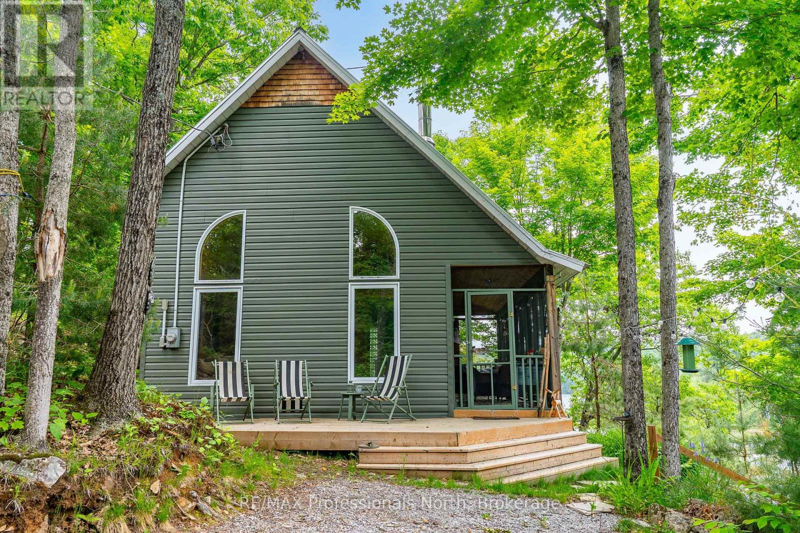 1065 Shaded Water Trail, Minden Hills, Ontario  K0M 2K0 - Photo 2 - X12219900
