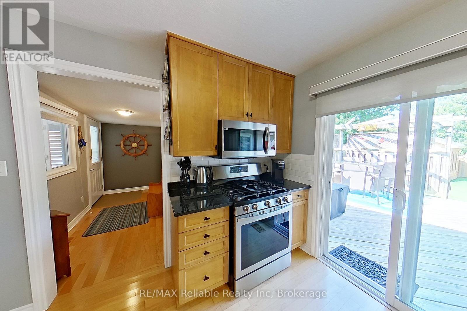 17 Louisa Street, Bluewater, Ontario  N0M 1G0 - Photo 10 - X12219971