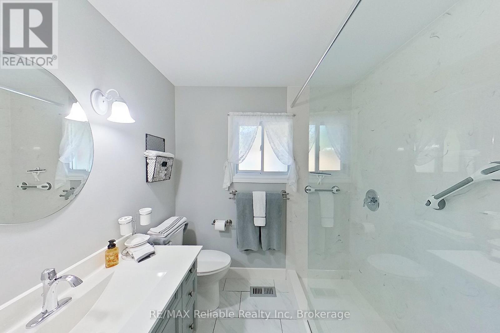 17 Louisa Street, Bluewater, Ontario  N0M 1G0 - Photo 19 - X12219971