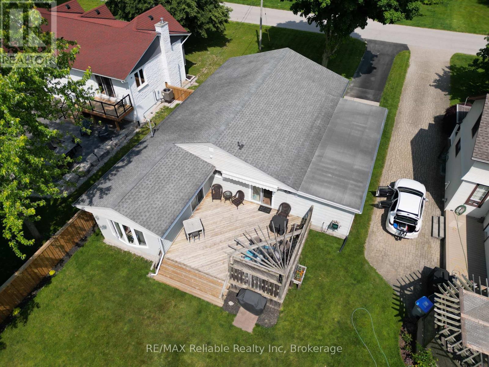 17 Louisa Street, Bluewater, Ontario  N0M 1G0 - Photo 7 - X12219971