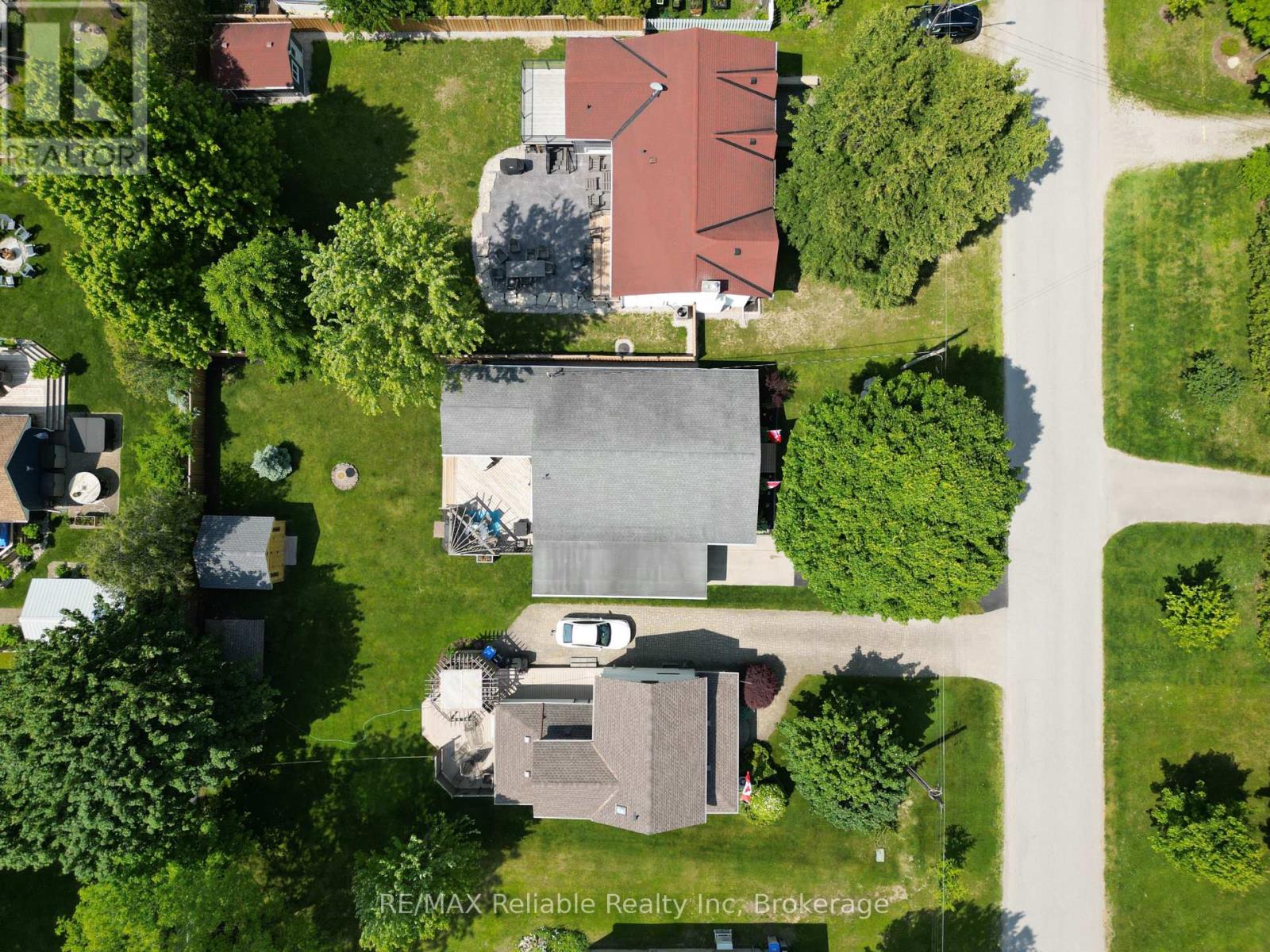 17 Louisa Street, Bluewater, Ontario  N0M 1G0 - Photo 9 - X12219971