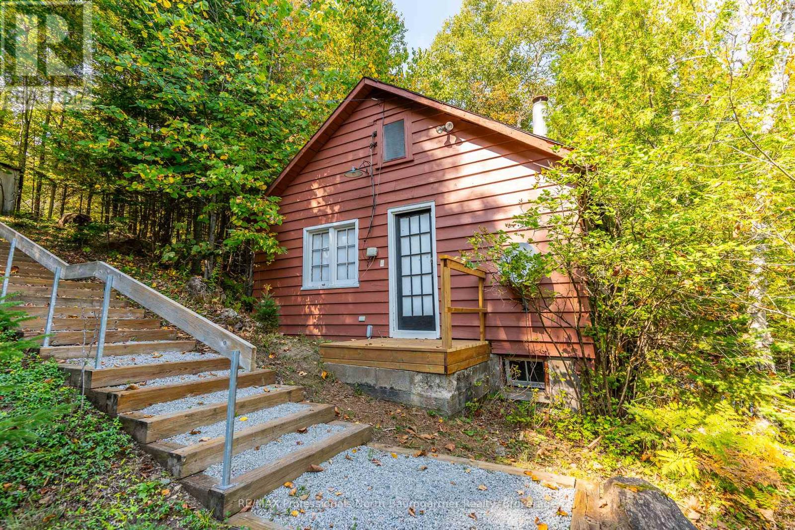 2455 Blairhampton Road, Minden Hills, Ontario  K0M 2K0 - Photo 39 - X12219995