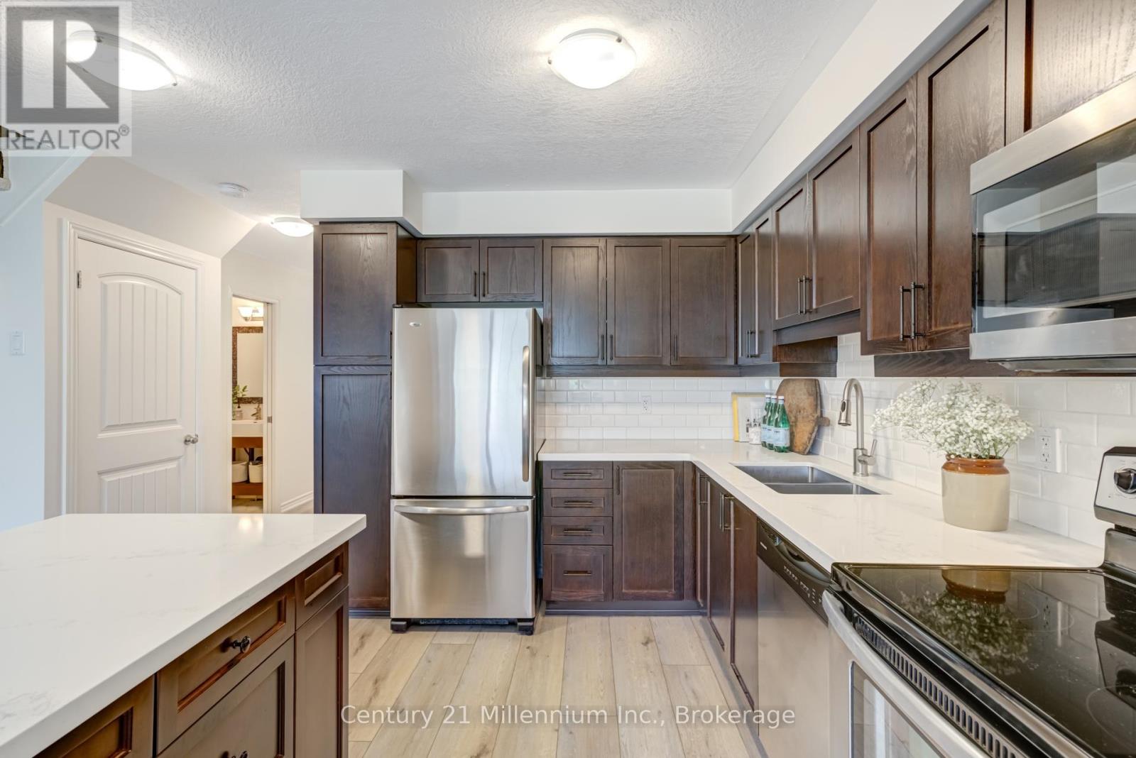 37 Silver Glen Boulevard, Collingwood, Ontario  L9Y 0G9 - Photo 7 - S12220232