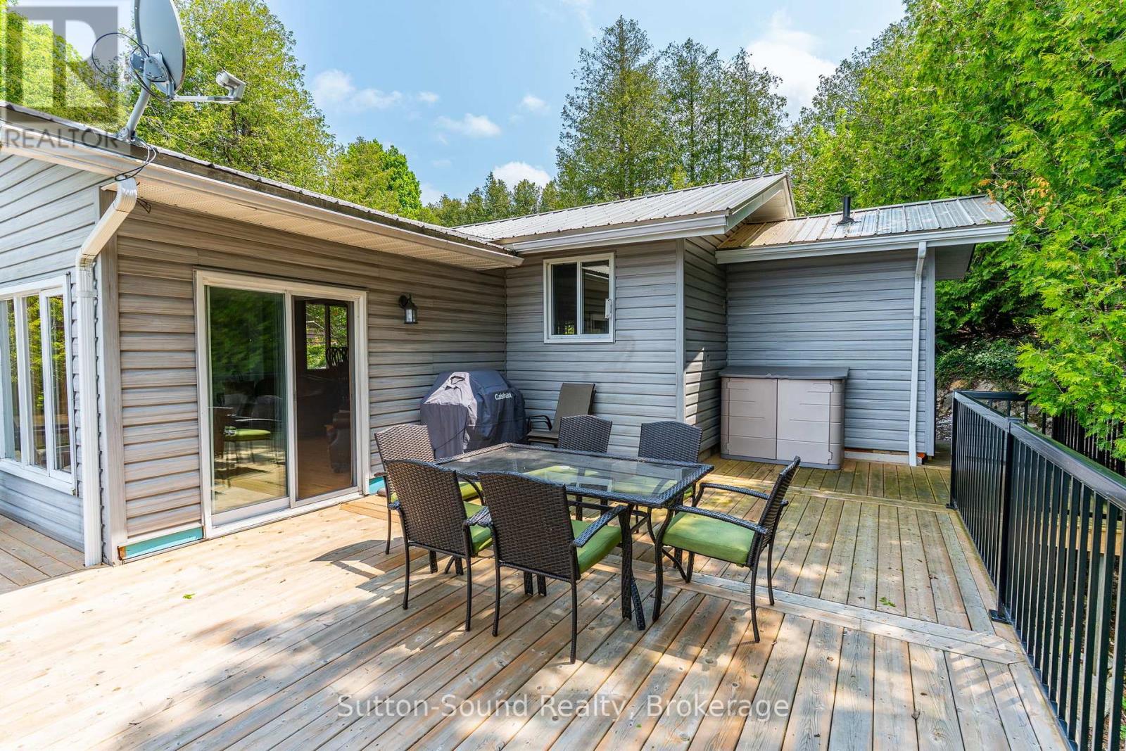 503185 Grey Road 1 Road, Georgian Bluffs, Ontario  N0H 2T0 - Photo 15 - X12220258
