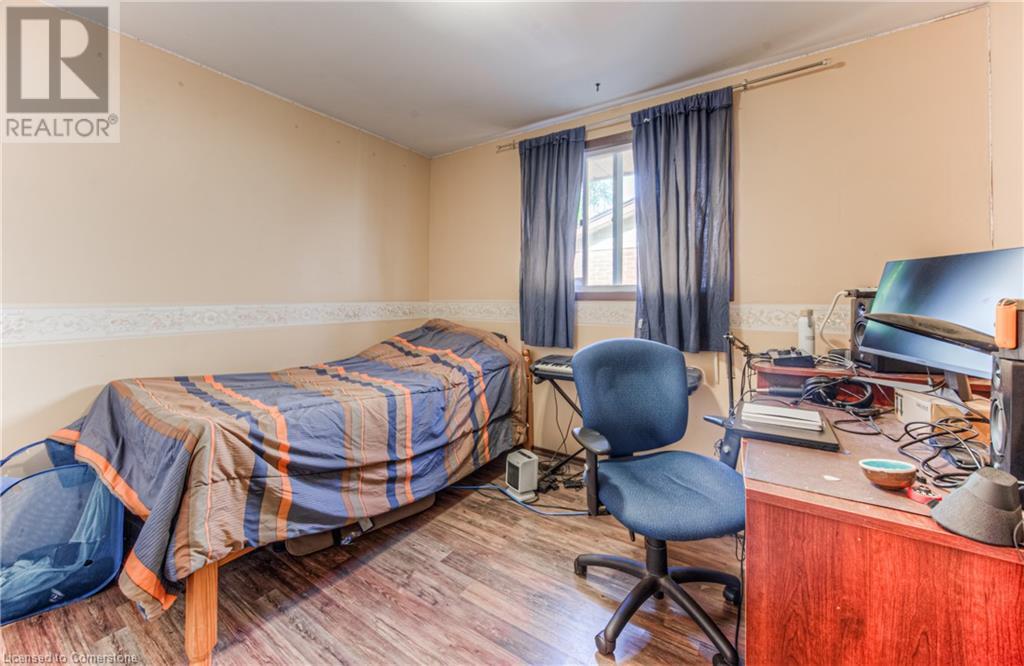 553 Teakwood Drive, Waterloo, Ontario  N2L 4L5 - Photo 13 - 40741045