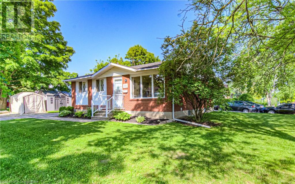 553 Teakwood Drive, Waterloo, Ontario  N2L 4L5 - Photo 32 - 40741045