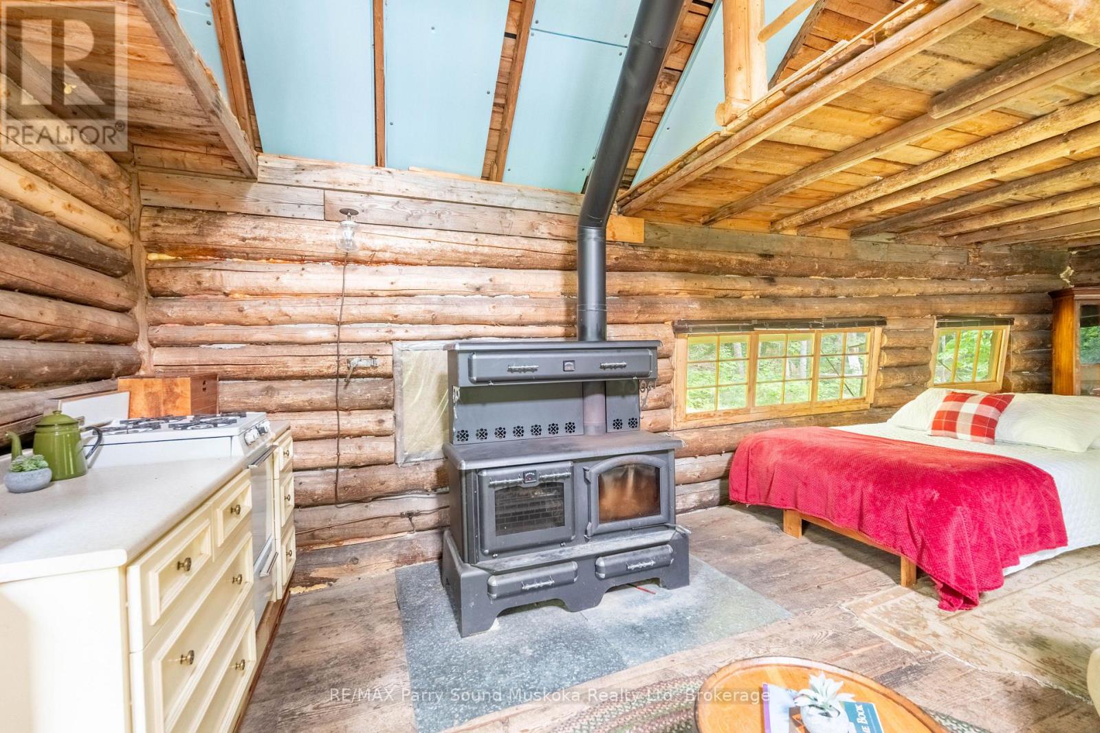 141 Middle Road, Mcmurrich/monteith, Ontario  P0A 1C0 - Photo 16 - X12220816