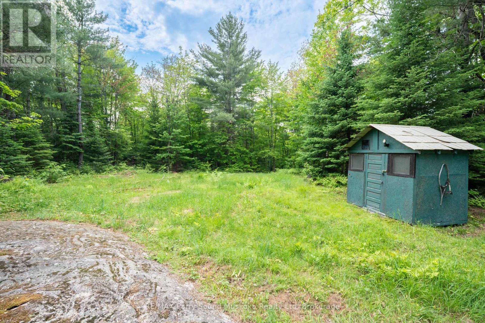 141 Middle Road, Mcmurrich/monteith, Ontario  P0A 1C0 - Photo 28 - X12220816